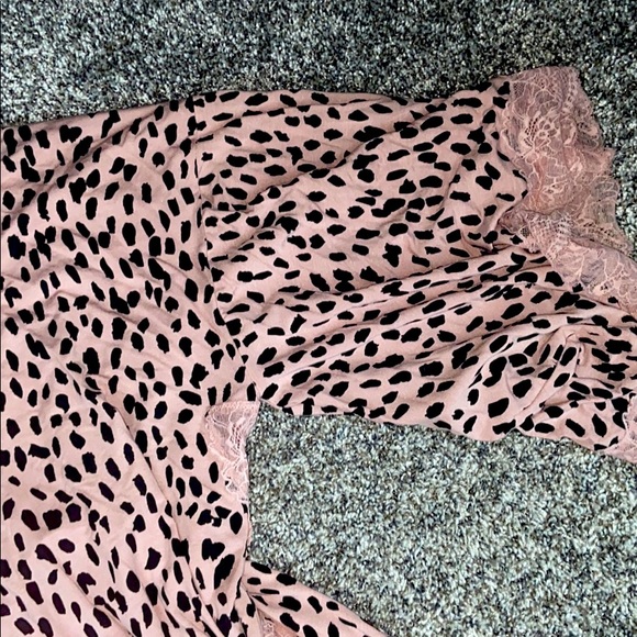 Silk Robe - Picture 3 of 4